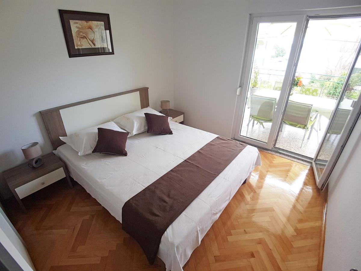 Apartments By The Sea Marina, Trogir - 14191 외부 사진